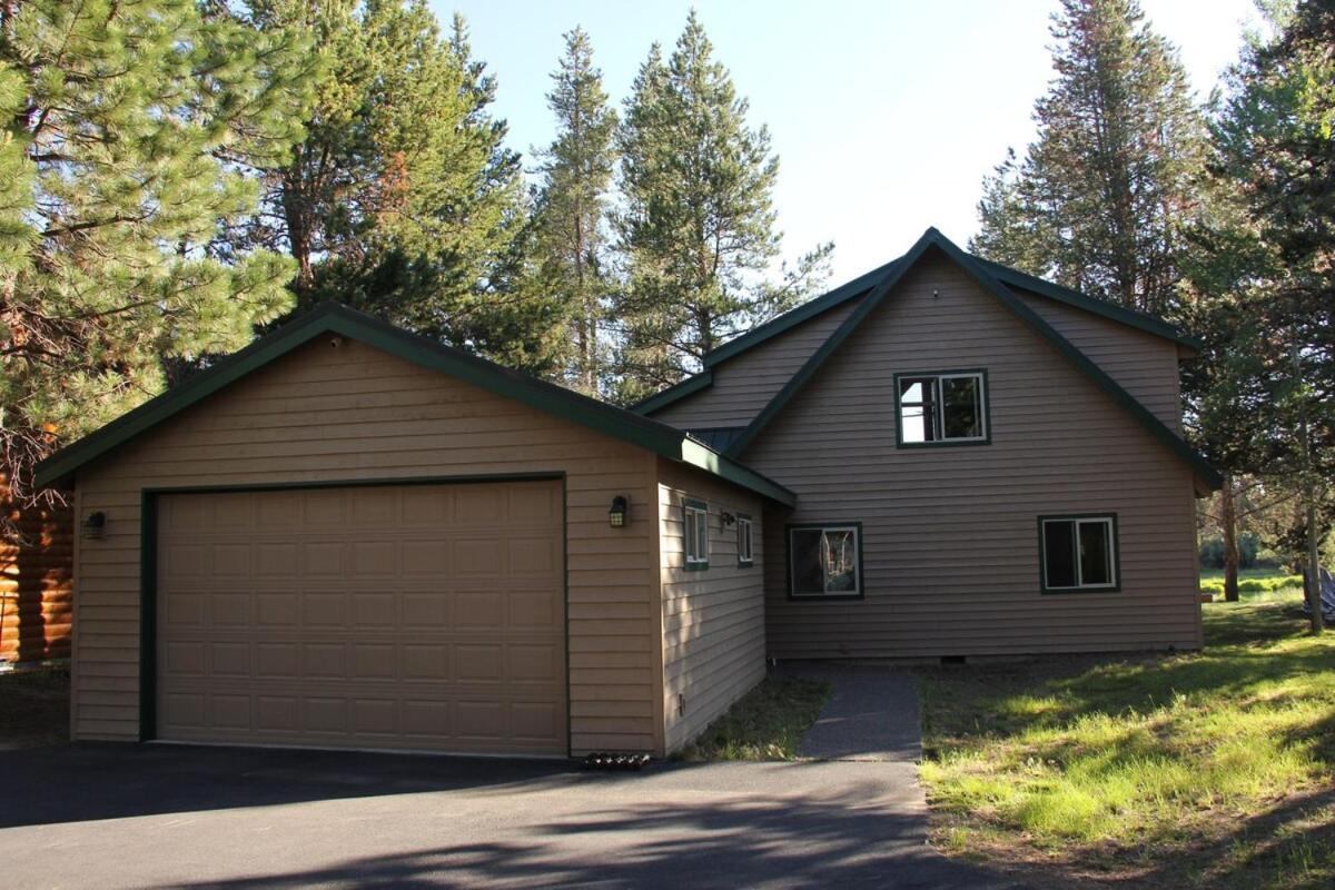 Mt. Bachelor & Sun River Get Away Бенд Екстериор снимка