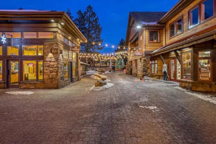 Mt. Bachelor & Sun River Get Away Бенд Екстериор снимка