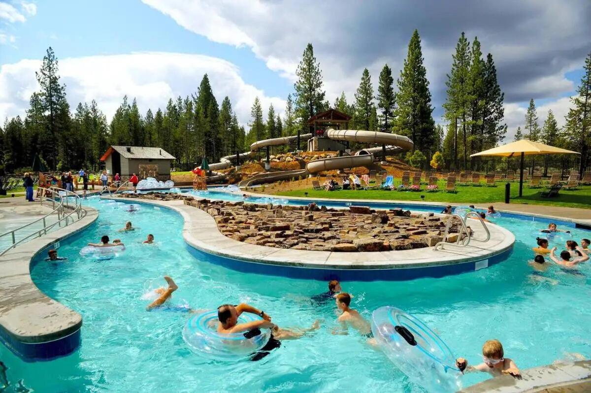 Mt. Bachelor & Sun River Get Away Бенд Екстериор снимка
