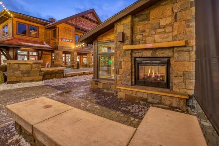 Mt. Bachelor & Sun River Get Away Бенд Екстериор снимка