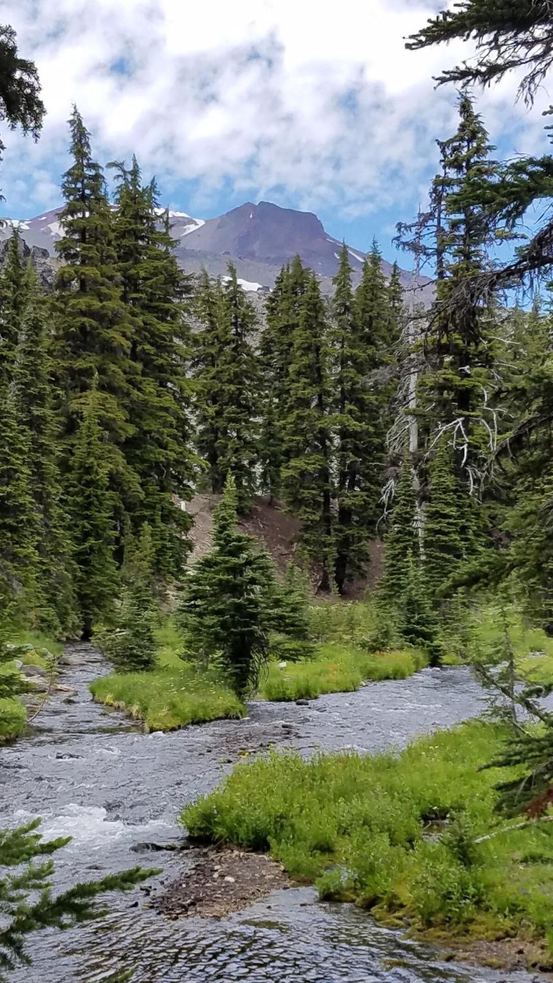Mt. Bachelor & Sun River Get Away Бенд Екстериор снимка